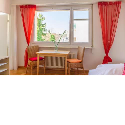 Apartment am Rhein