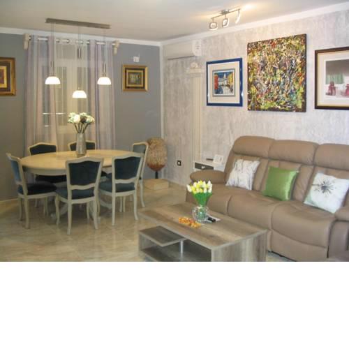 Apartment Amfora