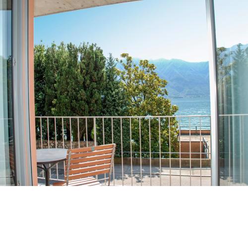 Apartment Appartamento Vista Lago Ceresio by Interhome