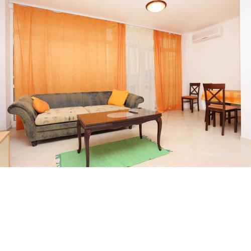 Apartment Arbanija 10347g