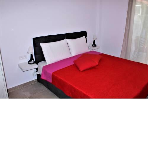 Apartment Artemis with sea view and garden