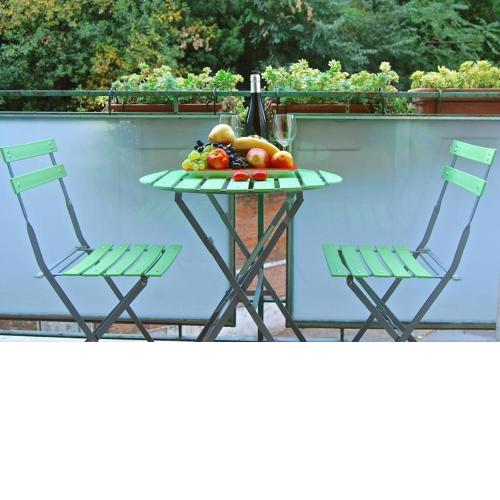 apartment at Colosseo with terrace overlooking the garden by LYON