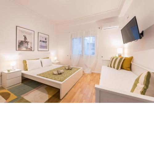 Apartment at Megaro Mousikis station 1bed 2 pers