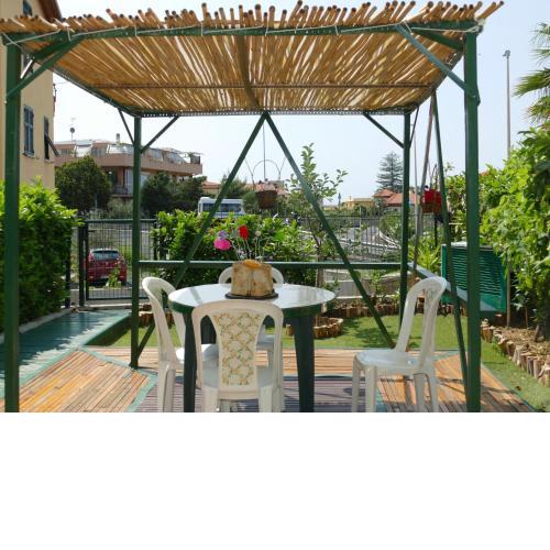 Apartment Azzurra by Interhome