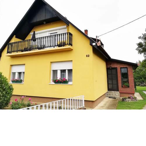 Apartment Balatonbereny 4