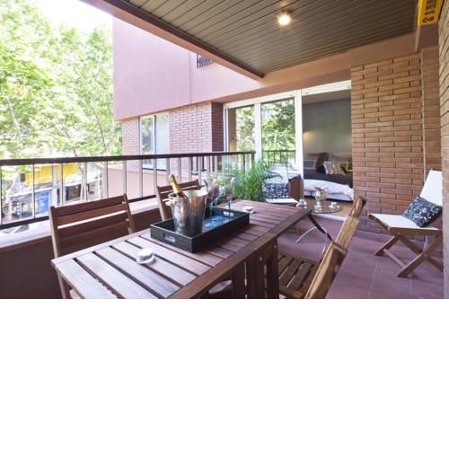 Apartment Barcelona Rentals - Classic Bonanova Apartment