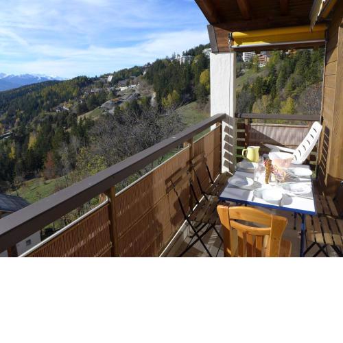 Apartment Belmont Est-6 by Interhome
