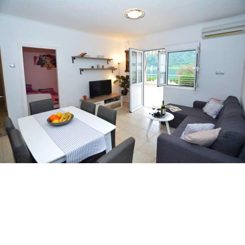 Apartment Bocca