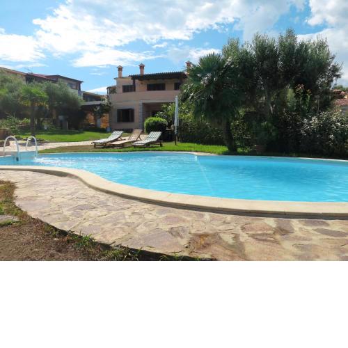 Apartment Borgo Le Logge - pool - BUD117 by Interhome