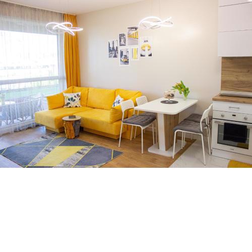 Apartment Briz Code - FREE PARKING & 15 min to the beach