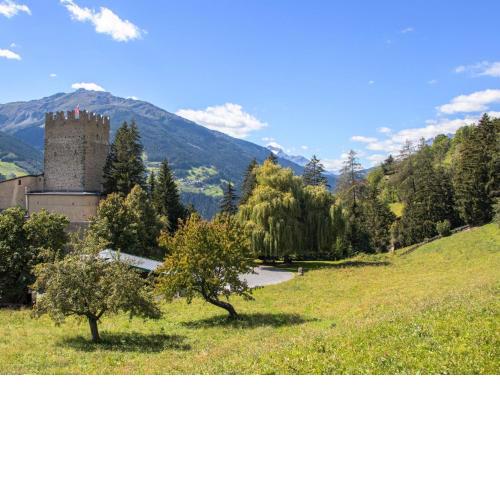 Apartment Burg Biedenegg- Schrofenstein by Interhome