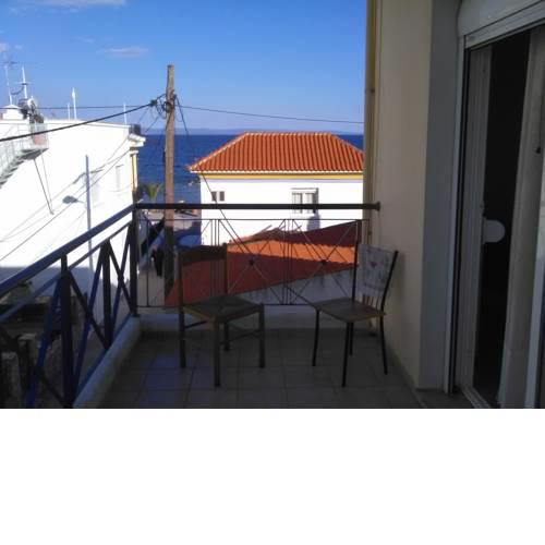 Apartment by the Pagasitikos Sea