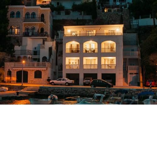 Apartment by the sea