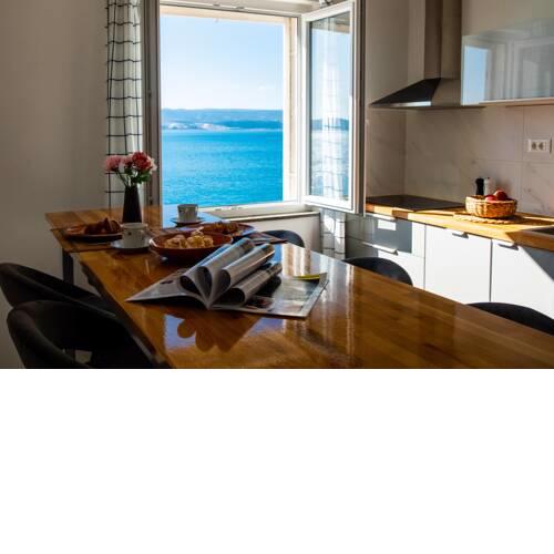 Apartment By The Sea