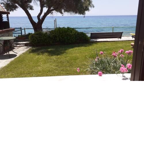 Apartment by the sea!!