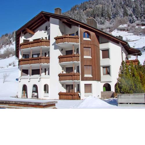 Apartment Cadras