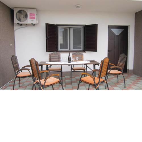 Apartment Cesarica Dokozici