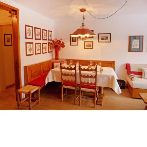 Apartment Chesa Arlas E2