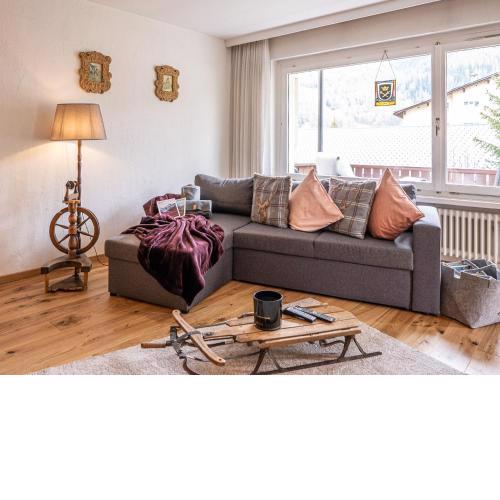 Apartment Chesa Clüs 2 by Interhome