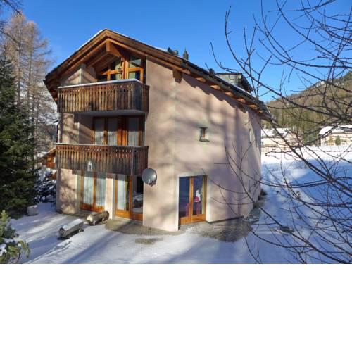 Apartment Chesa Cresta