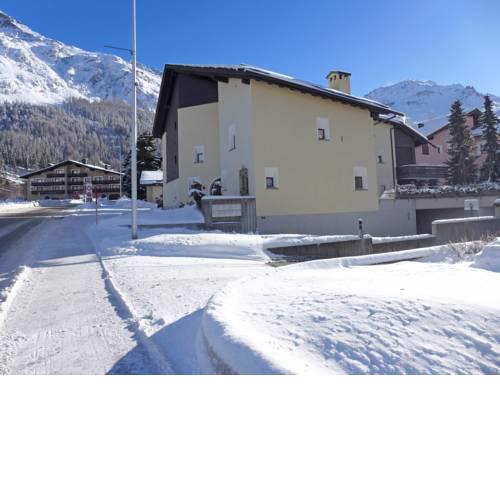 Apartment Chesa Islas Surlej