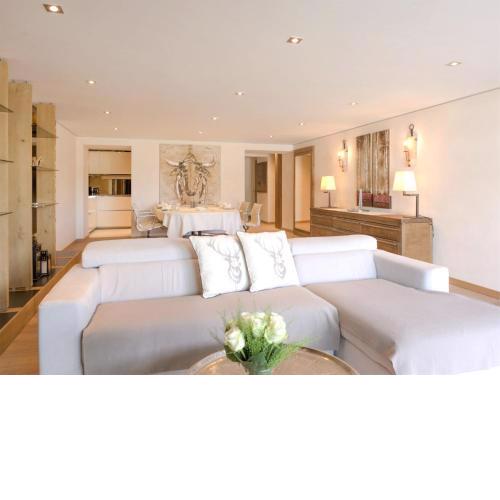 Apartment Chesa Piz Padella - St- Moritz by Interhome