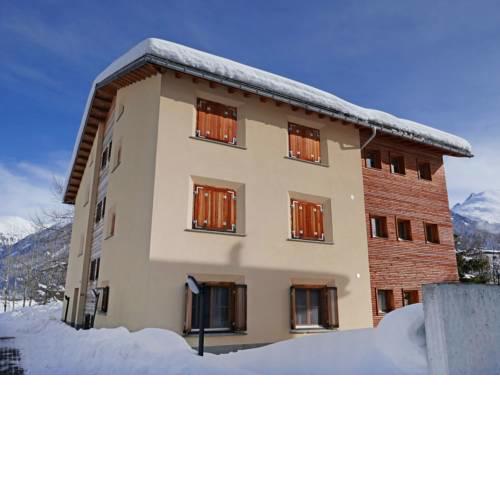 Apartment Chesa San Bastiaun B5