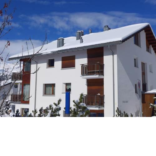 Apartment Chesa Vadret 12