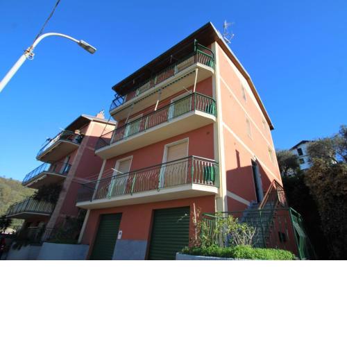 Apartment Come il sole all'improvviso by Interhome