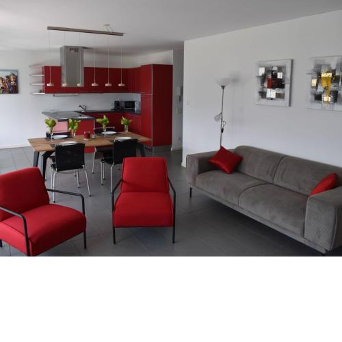 Apartment Condominio Orizia by Interhome