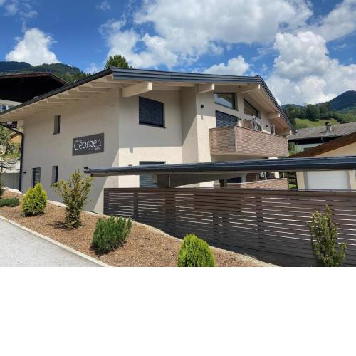 Apartment Das Georgen- Großglockner-Kitzsteinhorn by Interhome
