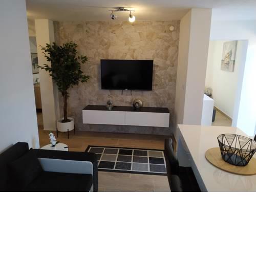 Apartment Dinko