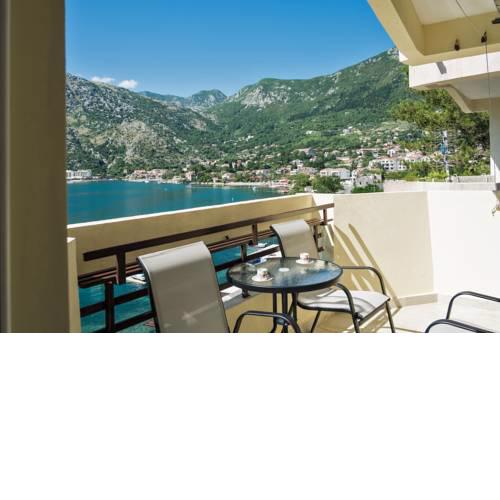 Apartment Dreamland Risan