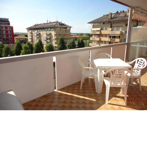 Apartment For 5 - Ac - Terrace - Swimming pool