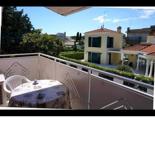 Apartment for 6 guests ideal for holidays