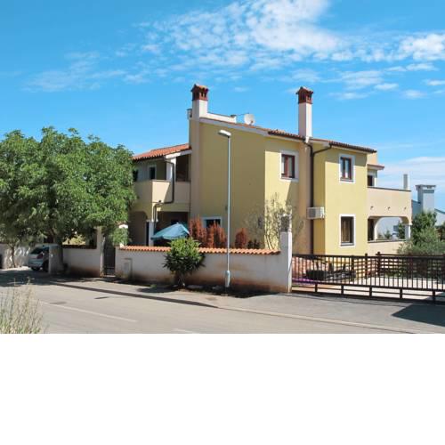 Apartment Gabi (MDN168)