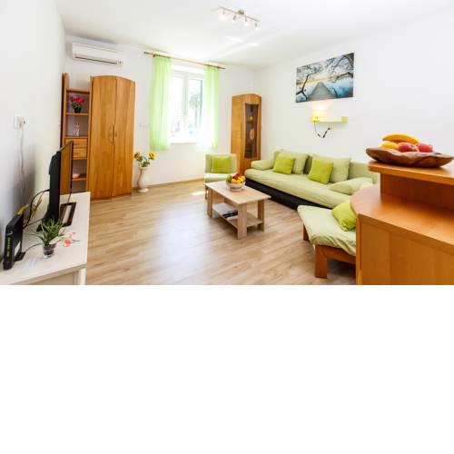 Apartment Green Forest 4+2