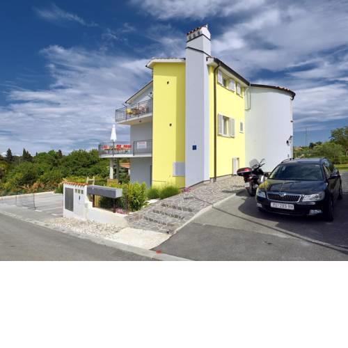 Apartment House Mato