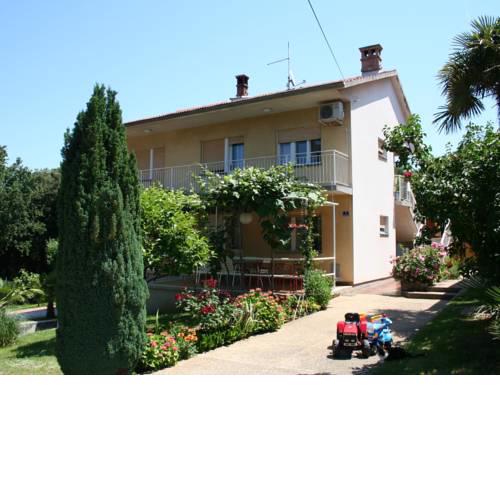 Apartment House Tanko