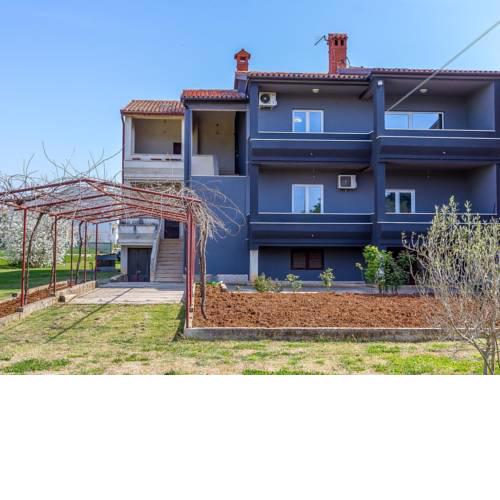 Apartment HRVOJE