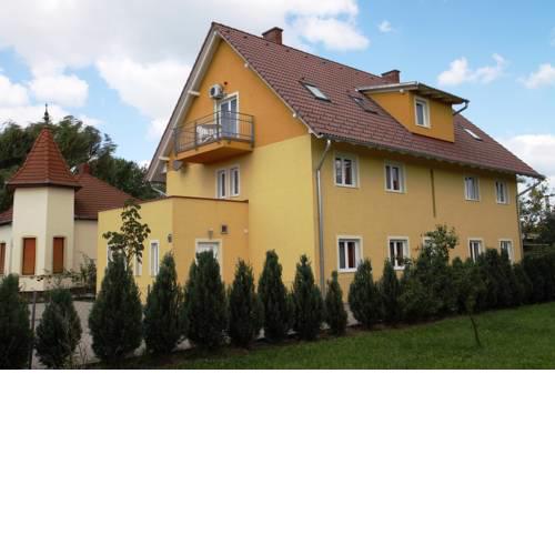 Apartment in Balatonmariafürdo 19551