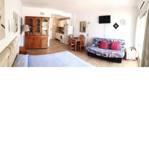 Apartment In Benal Beach Resort Facing Pools and Toboggans - WIFI