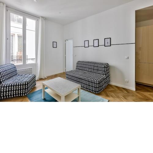 Apartment in front of Gare de Lyon next to Bastille