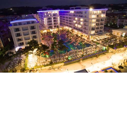 Apartment in Grand Blue Fafa Golem