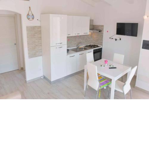 Apartment in Isola Rossa 36087