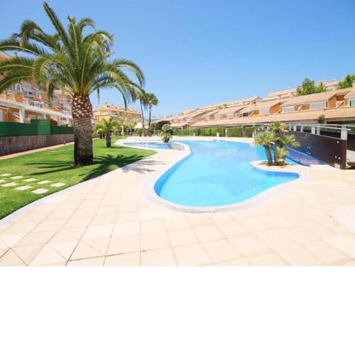 Apartment in Javea Sleeps 4 with Pool Air Con and WiFi