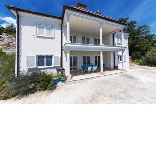 Apartment in Liganj 35553
