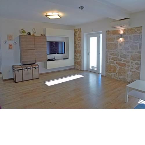 Apartment in Omisalj/Insel Krk 26800
