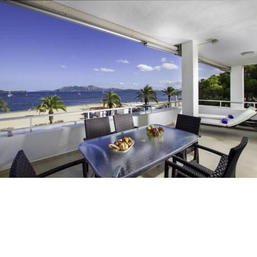 Apartment in Port de Pollenca Sleeps 6 with WiFi