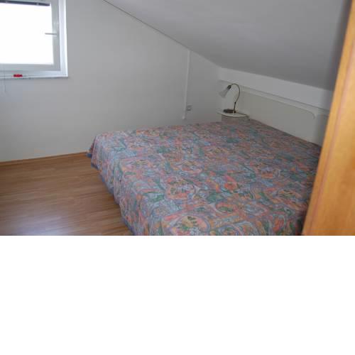 Apartment in Privlaka with Terrace, Air conditioning, Wi-Fi, Washing machine (4839-1)
